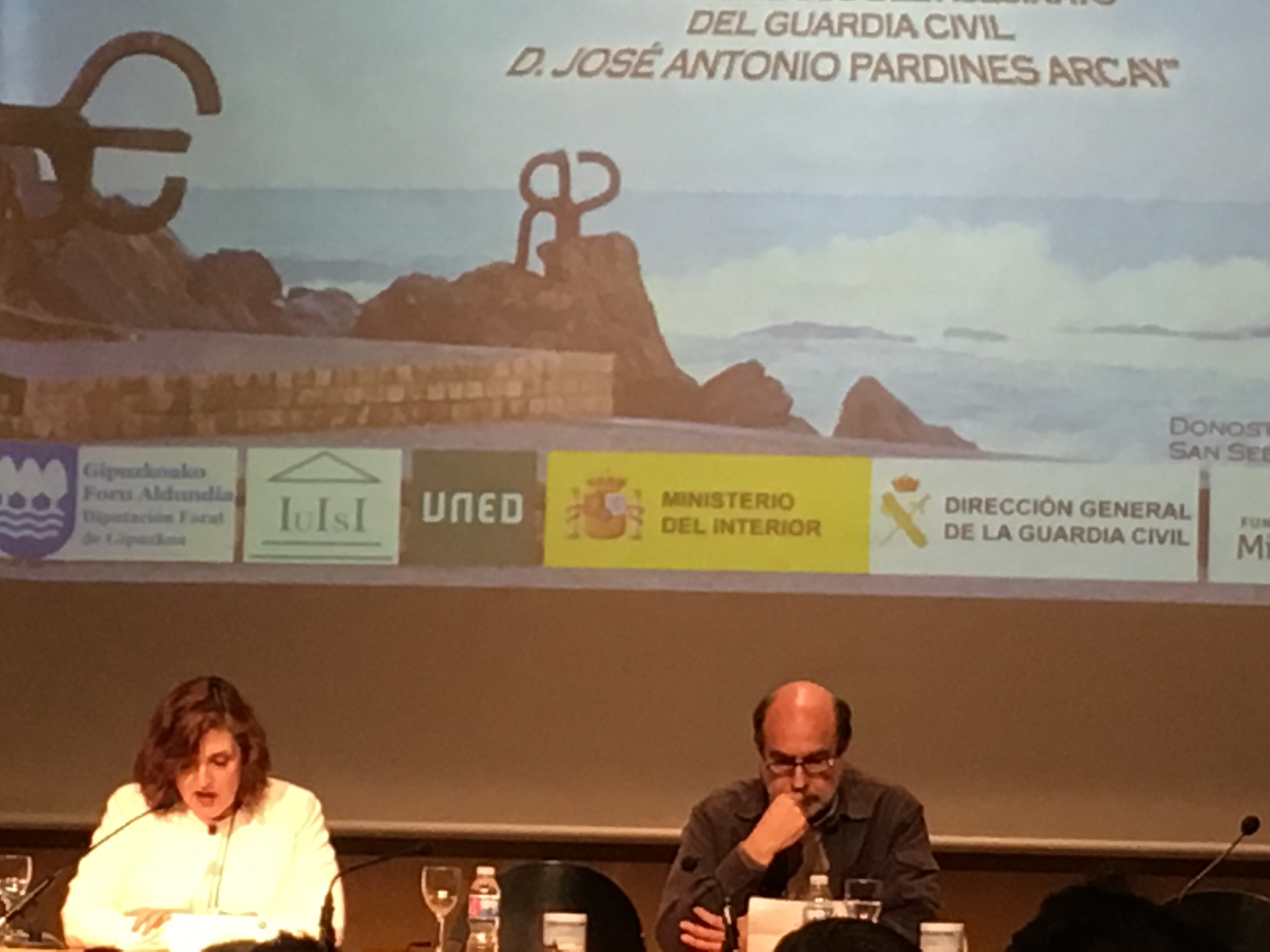 Cristina Cuesta y Felipe Hernández Cava durante la presentación del documental "Nacional I".