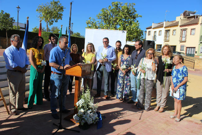 Concejales del Ayuntamiento alcalareño en el acto de homenaje a Miguel Ángel Blanco.