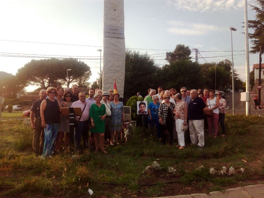 Asistentes al acto homenaje.