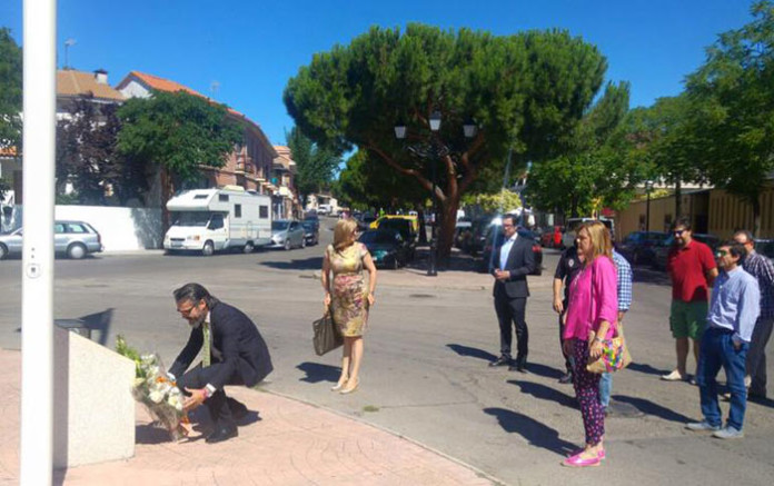 Momento de la ofrenda floral